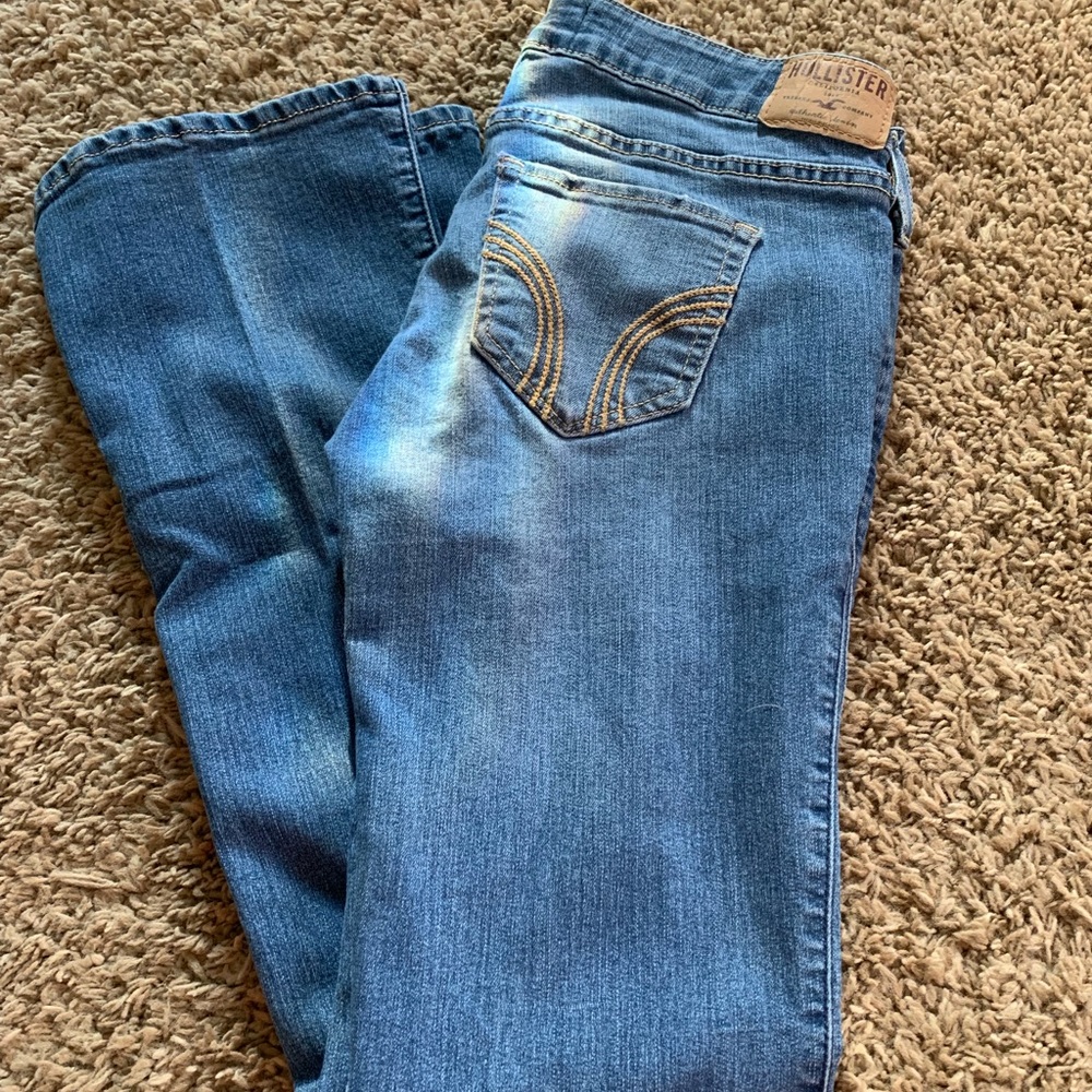 Hollister Bootcut size 3